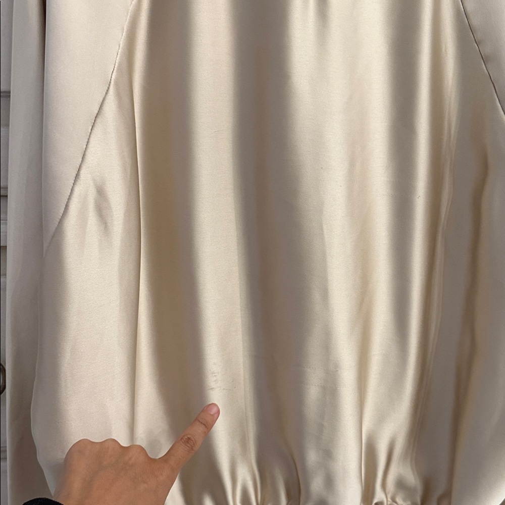 Elegant Beige/Champagne silk-look top - Picture 5 of 5